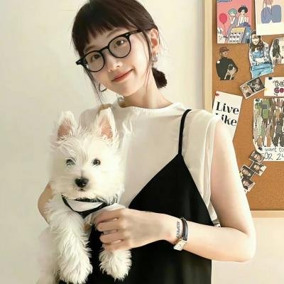 蜘蛛网中的女孩